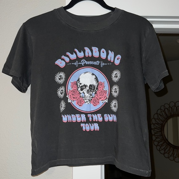 Women’s Billabong t-shirt - Picture 3 of 5